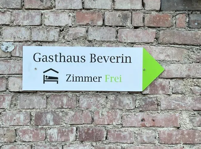 Beverin Frühstückspension *