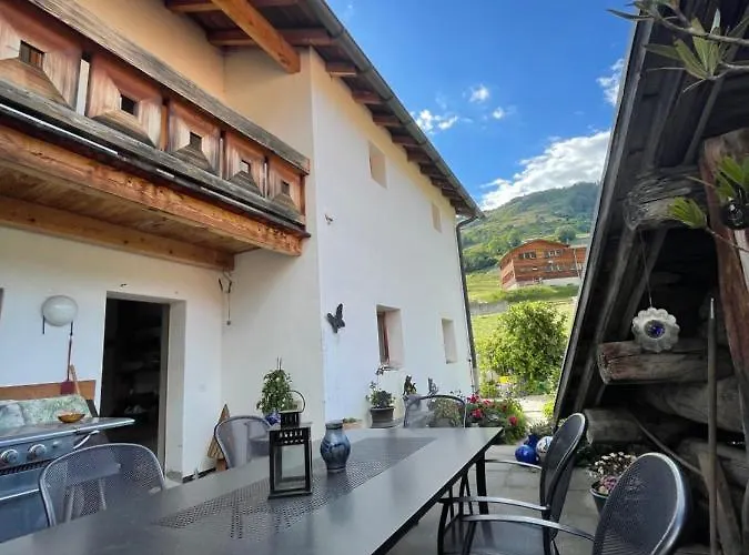 Beverin Bed & Breakfast Farden