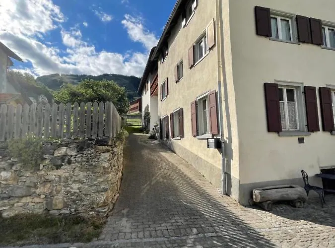 Beverin Bed & Breakfast