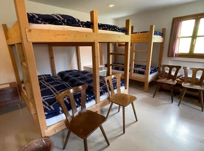 Bed & Breakfast Beverin Farden