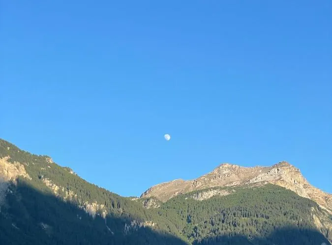 Beverin فندق مبيت وإفطار